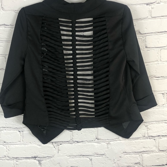 foreign exchange: Black Blazer  Size:(S) - Picture 6 of 13